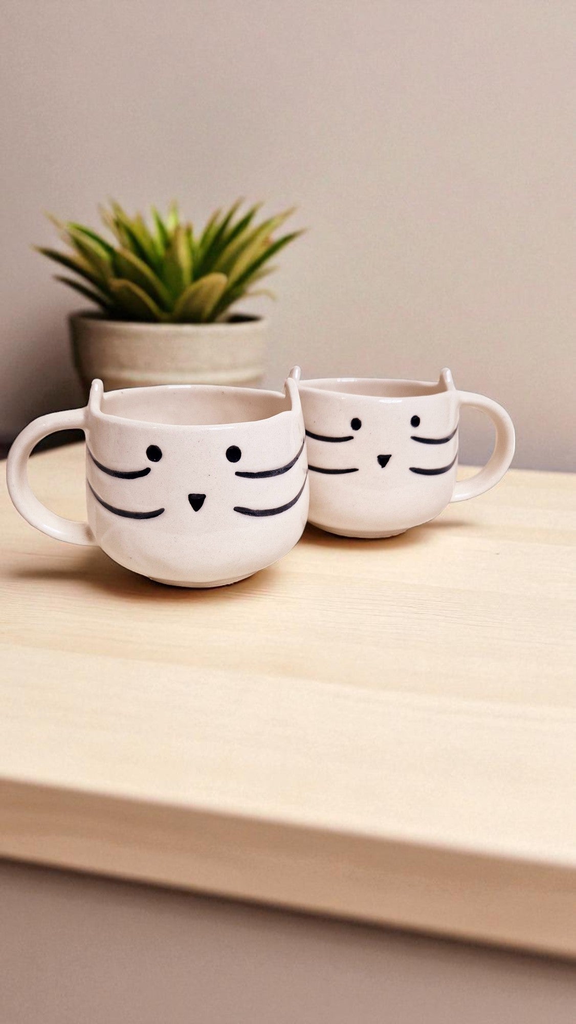 Handmade Ceramic Kitty Coffee Mug 200 ml | Cute Cat Whiskers & Ears Design Cup | Stoneware Tea, Milk & Hot Chocolate Mug | Adorable Drinkware for Kids, Girls & Cat Lovers
