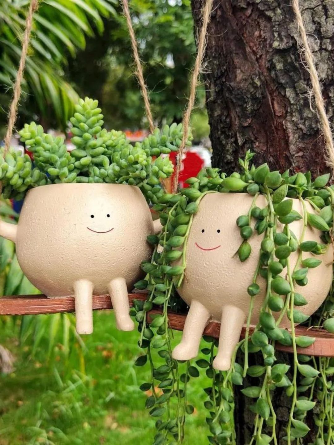 Hanging Smiley Planter Pot – Cute Swing Style Resin Pot for Succulents, Balcony & Indoor Outdoor Home Décor | No Plants or Floral Included (Swing Face Planter Pot)