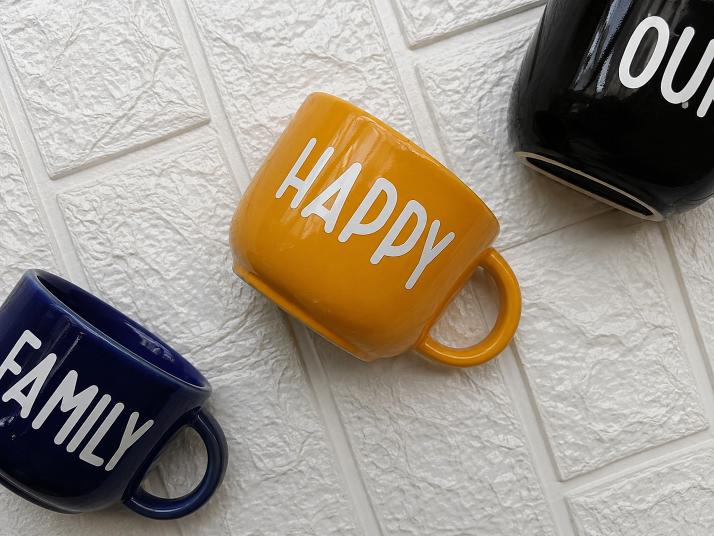 Our Happy Family Hanging Mug Planter Wall Decor with Artificial Succulents – Farmhouse Vertical Wall Art for Kitchen, Living Room, Entryway, Coffee Bar & Home Decoration